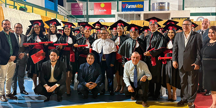 1ª turma de direito da Unifesspa em Mocajuba forma 43 novos profissionais