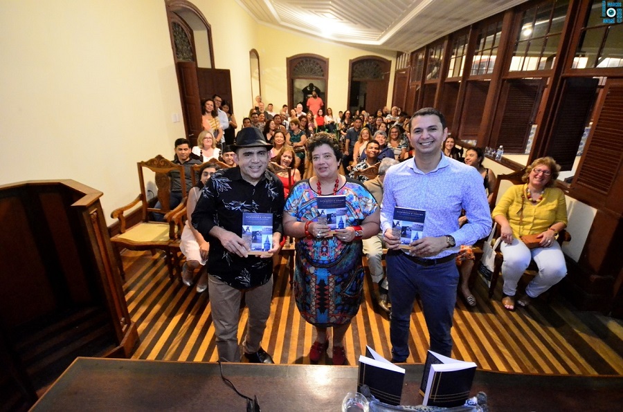 Lançamento do livro