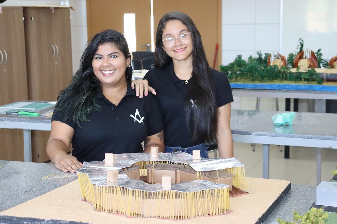 santana mostra maquete